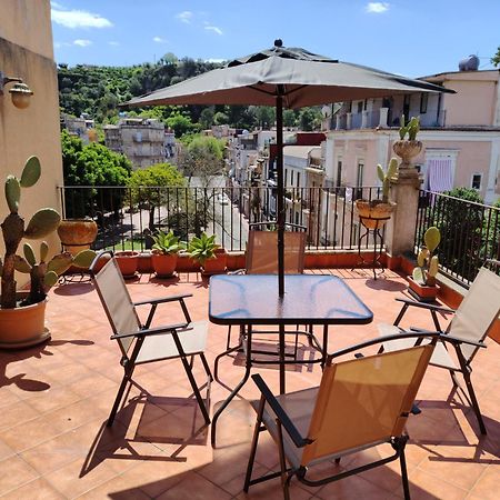 Villa Da Daniela à Lentini Extérieur photo